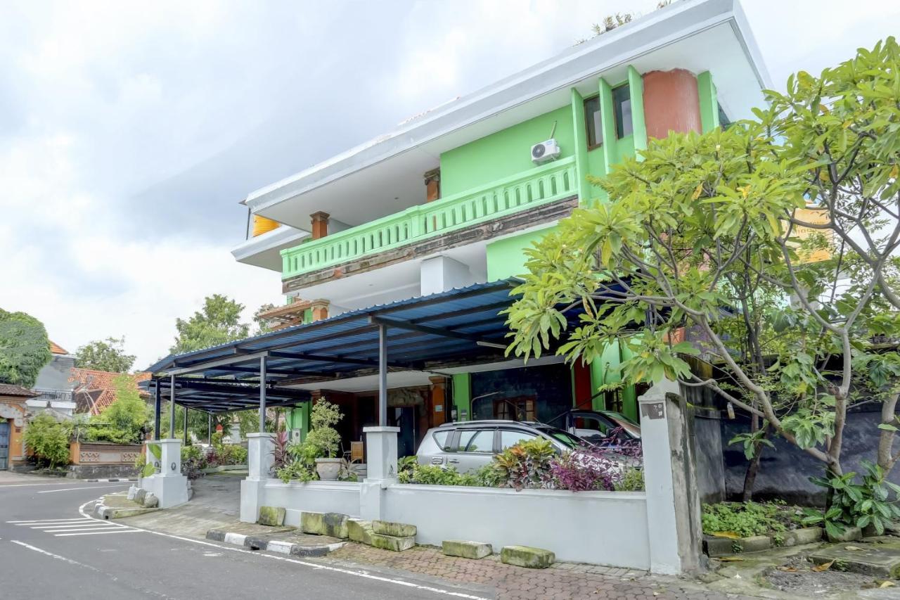 Oyo 90089 Hotel Satria Syariah Dempasar Exterior foto